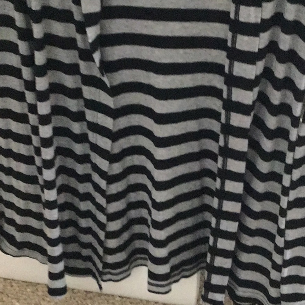 Sweater - Picture 3 of 3